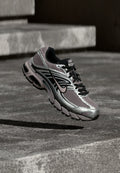 AIR MAX MOTO 2K - Baskets basses - pink rise/pearl pink/metallic silver-coloured/black/smoke grey